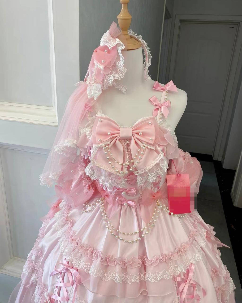 Pink and white lace and ribbon dress with a touch of fairy charm #fairykei #kawaii