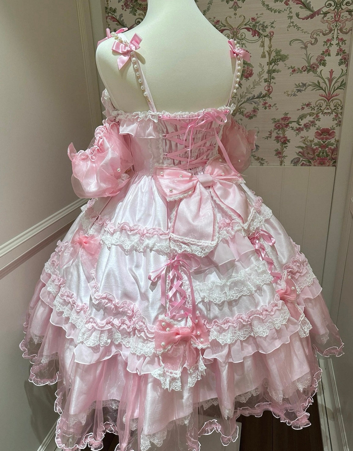 Pink and white lace and ribbon dress with a touch of fairy charm #fairykei #kawaii
