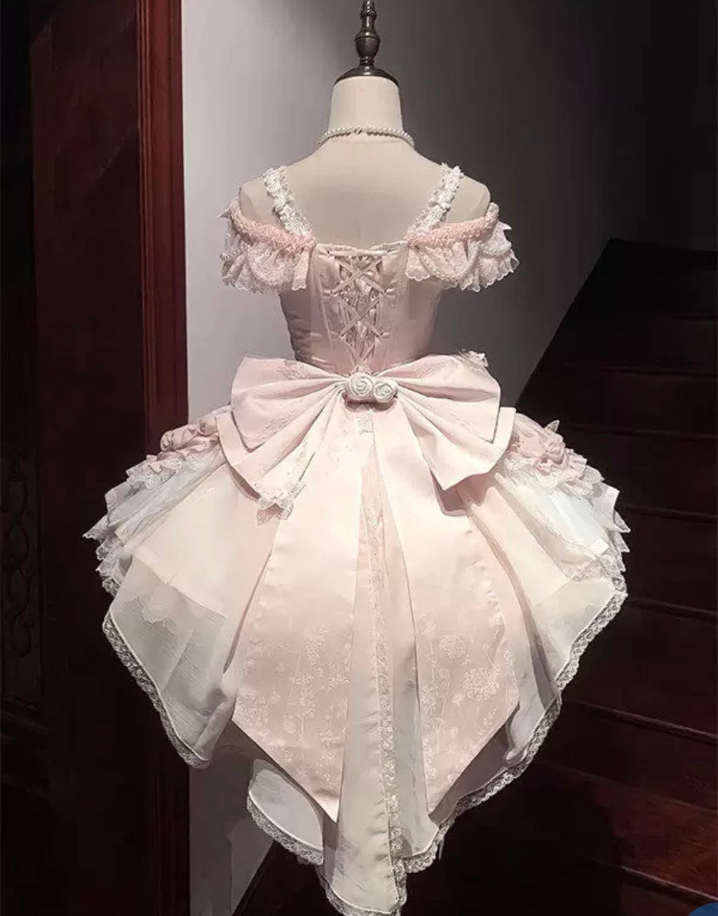 Luxury Pink Lolita Dress 🎀 Lace Bow Princess Cosplay Outfit – Kawaii Corset Style