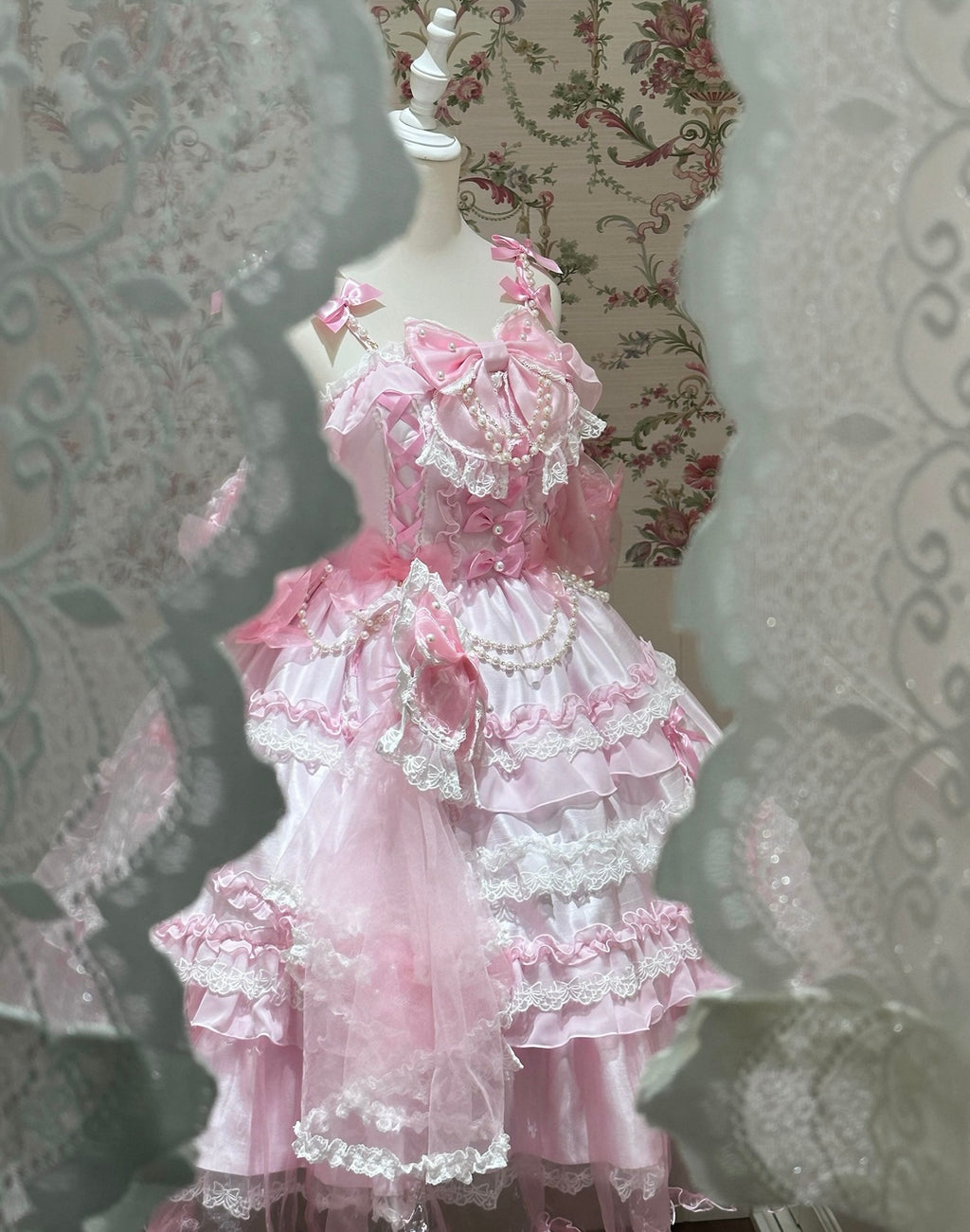 Pink and white lace and ribbon dress with a touch of fairy charm #fairykei #kawaii