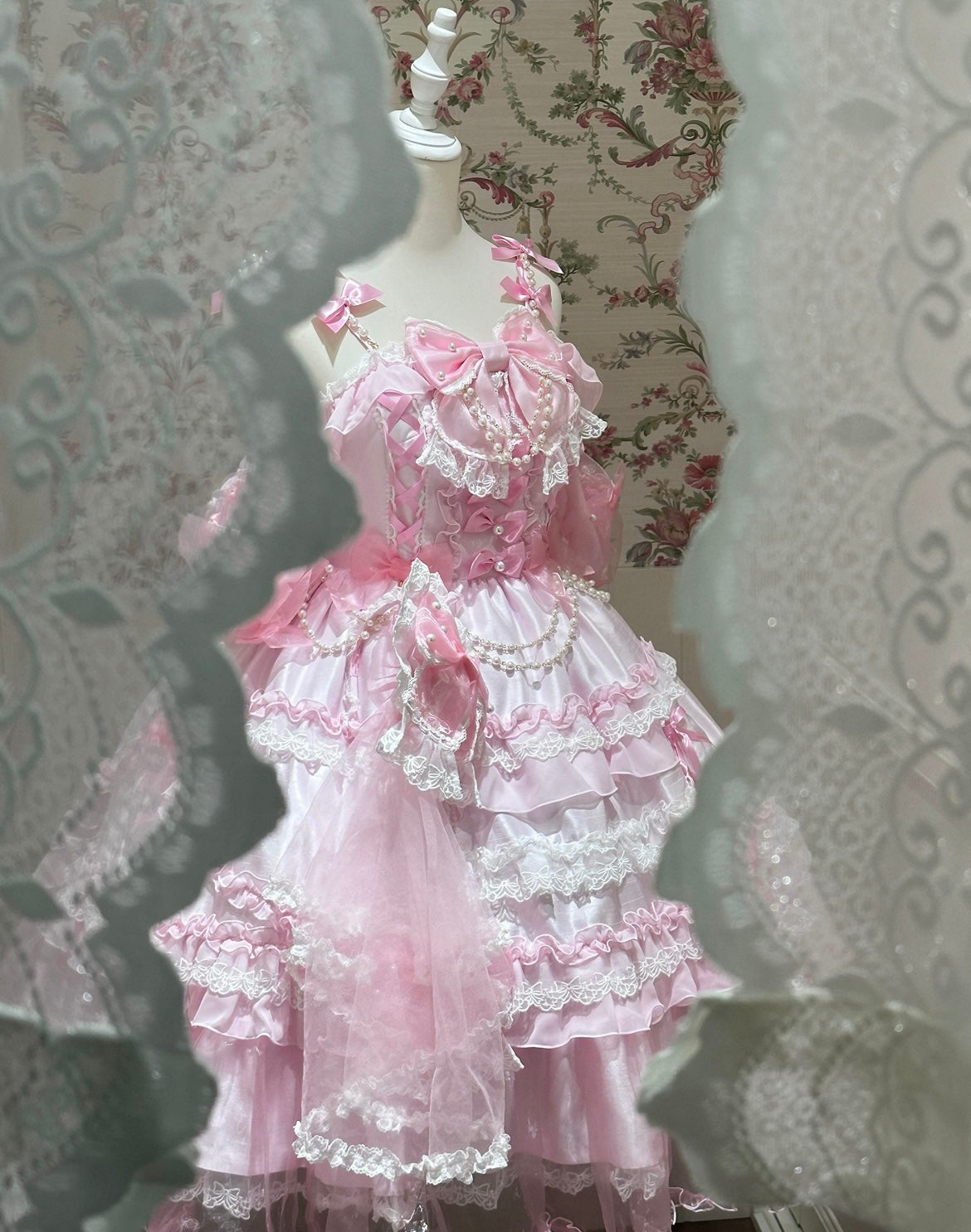Pink and white lace and ribbon dress with a touch of fairy charm #fairykei #kawaii